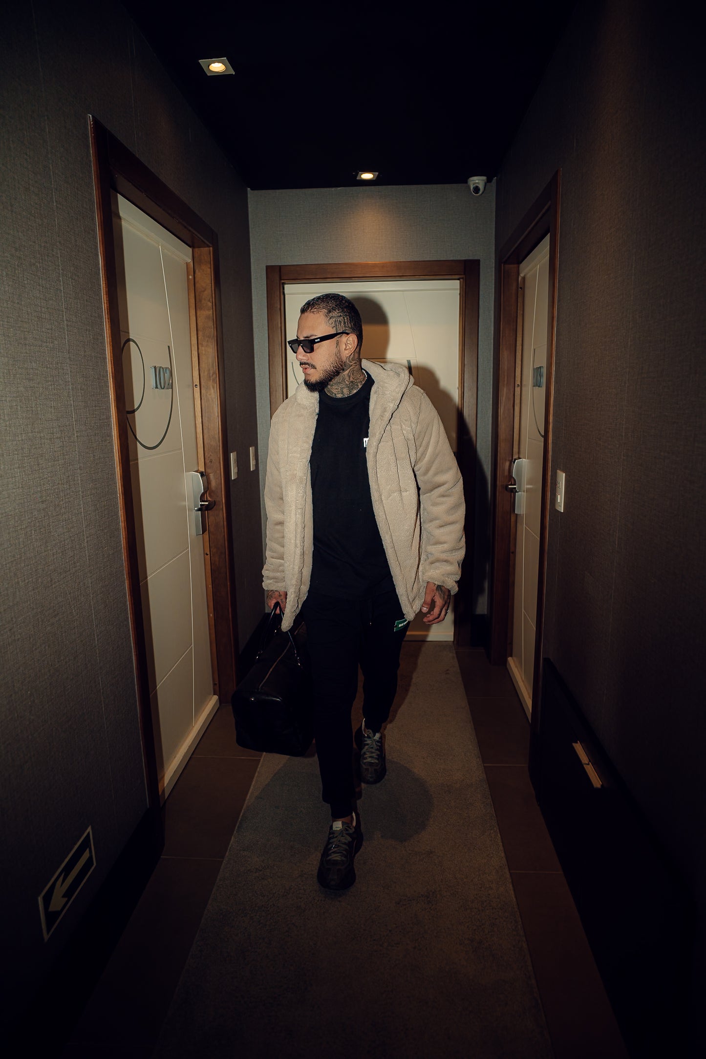 edição especial numerada - casaco man champs élysées gray