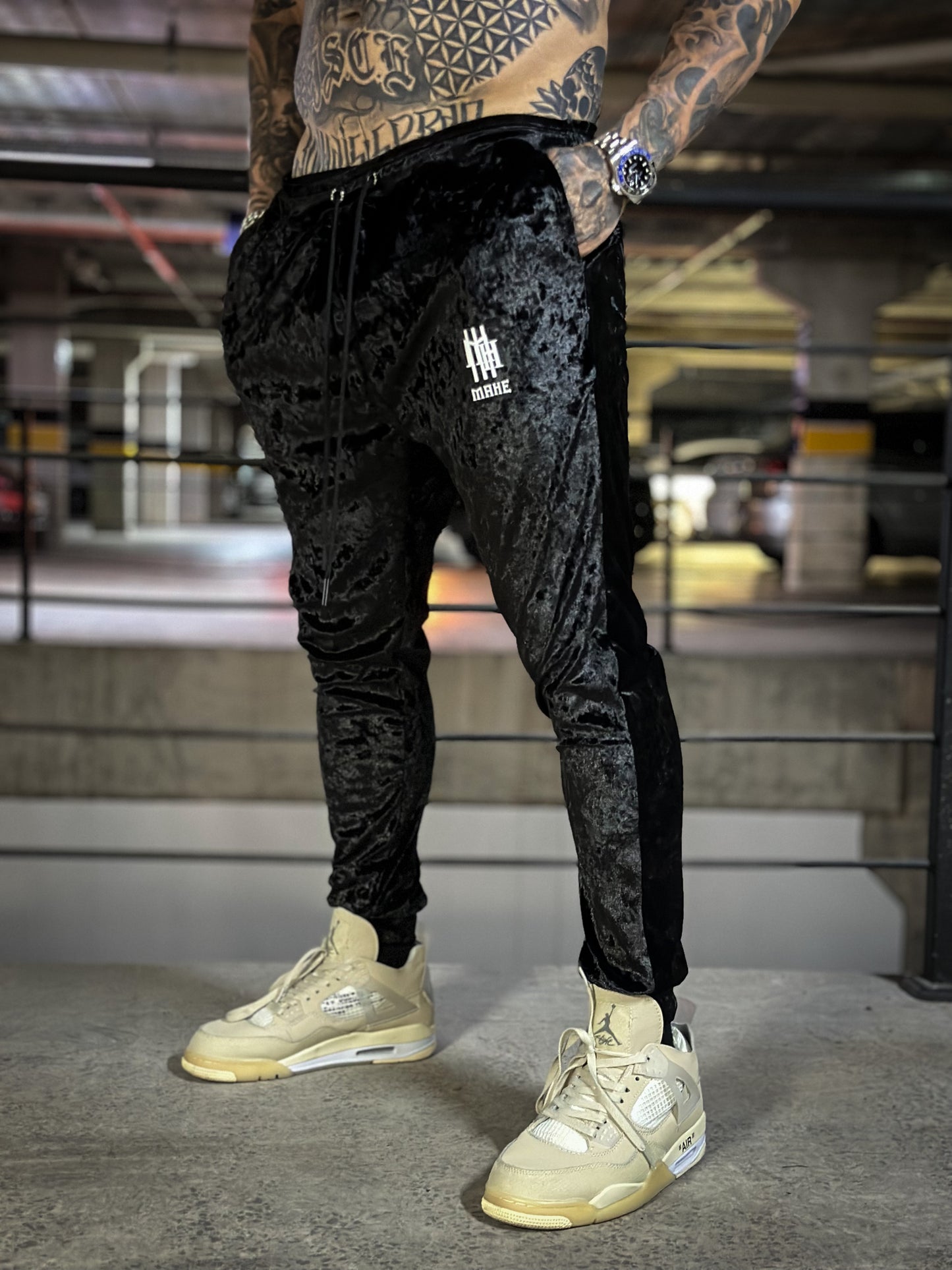 calça mahe holographic black