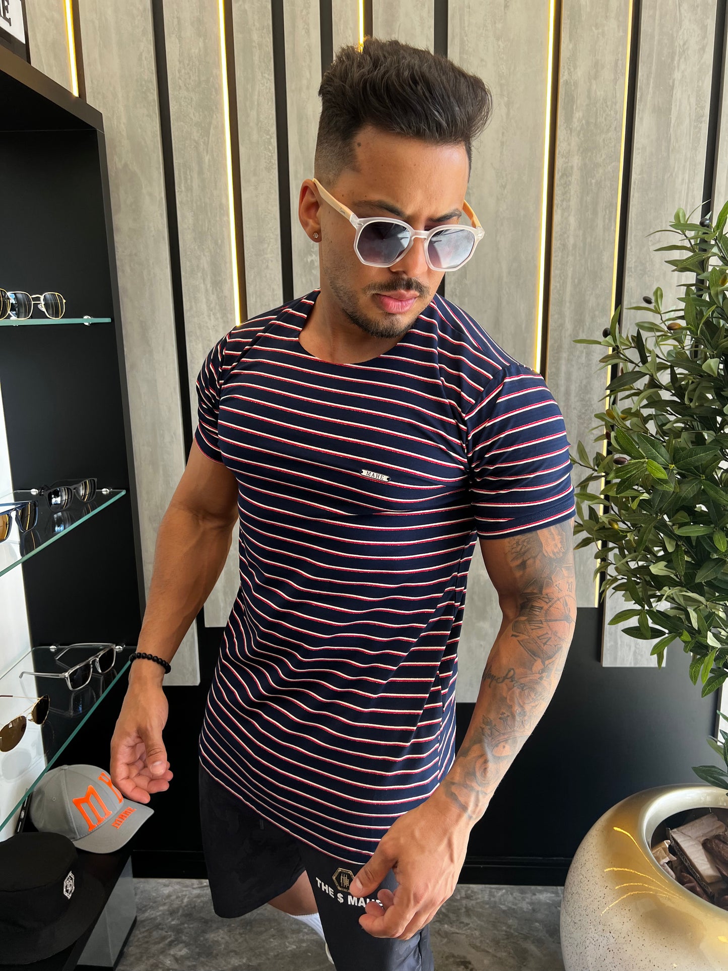 camiseta mahe classic medallion