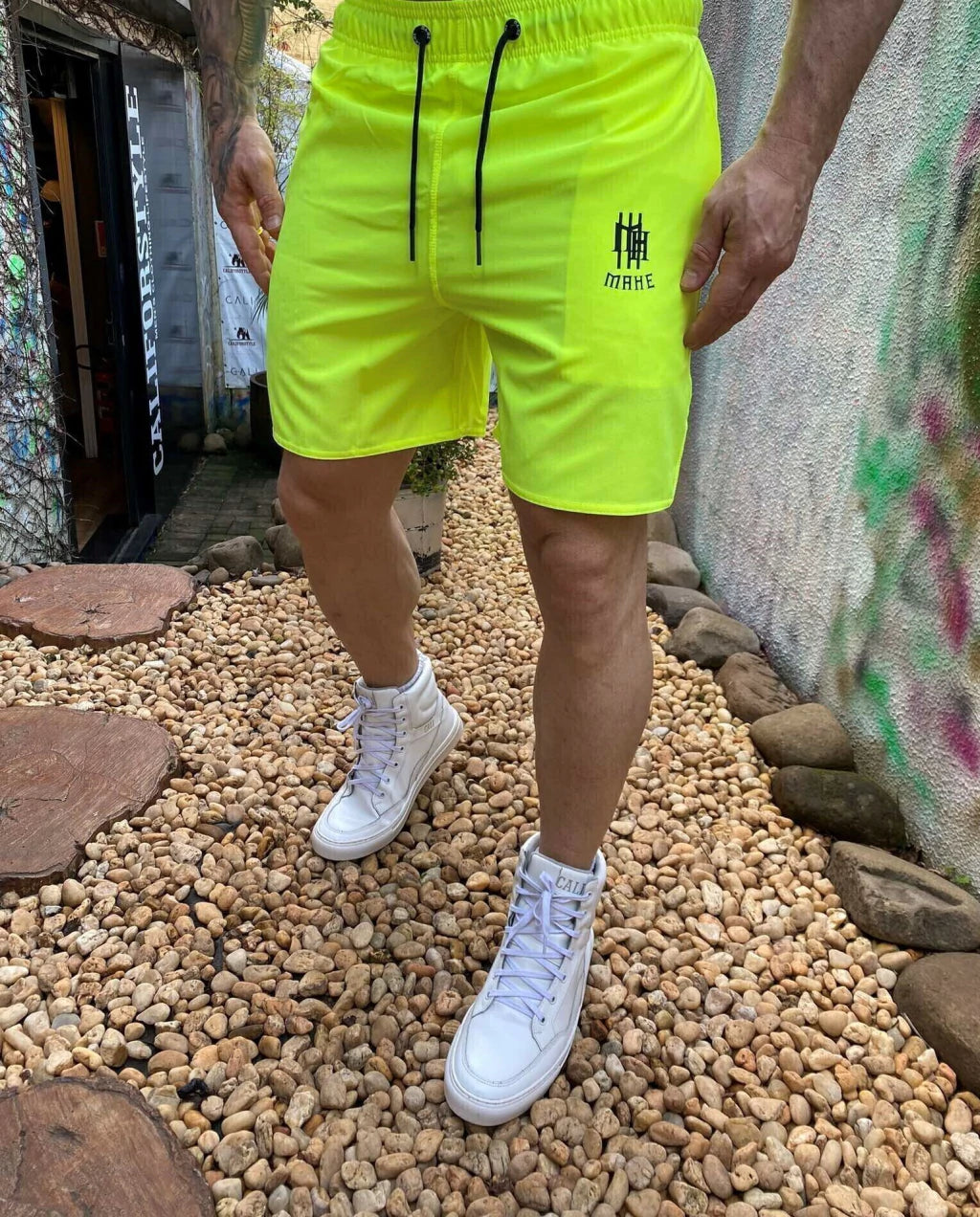 short mahe lagoon yellow
