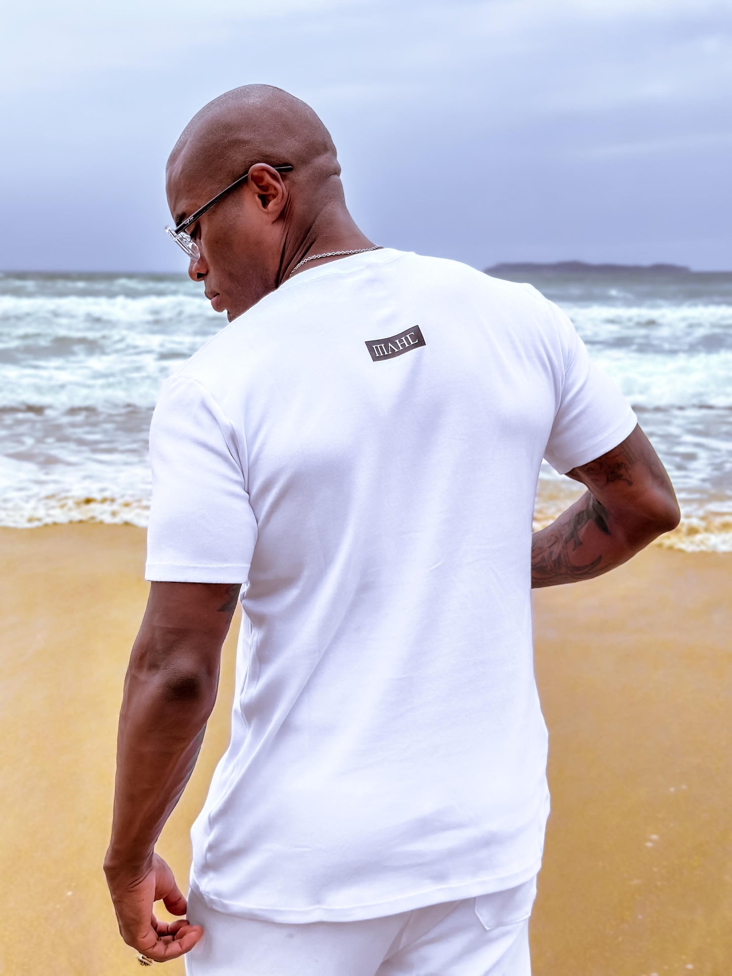 camiseta mahe vital white