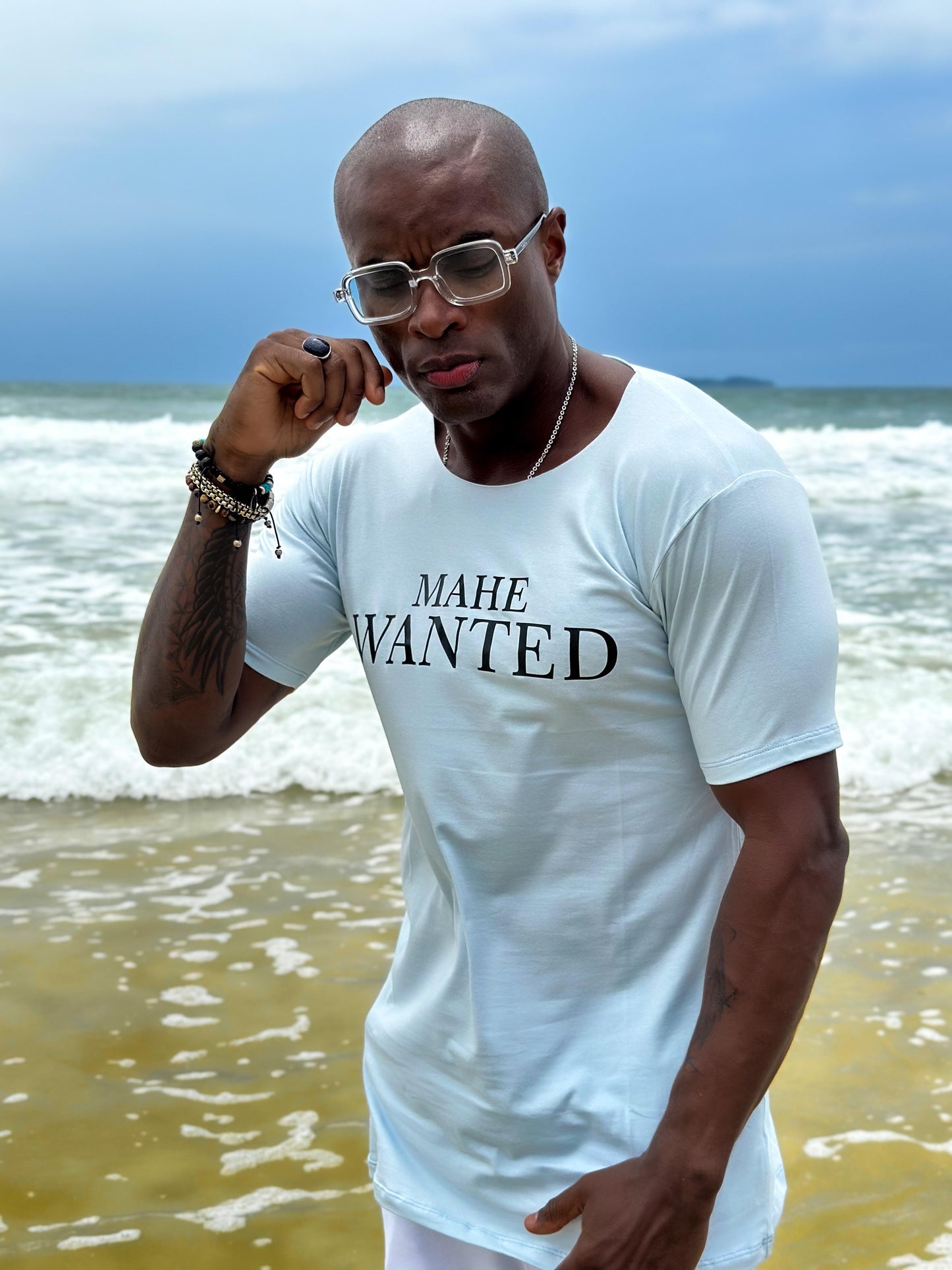 camiseta mahe light blue sky