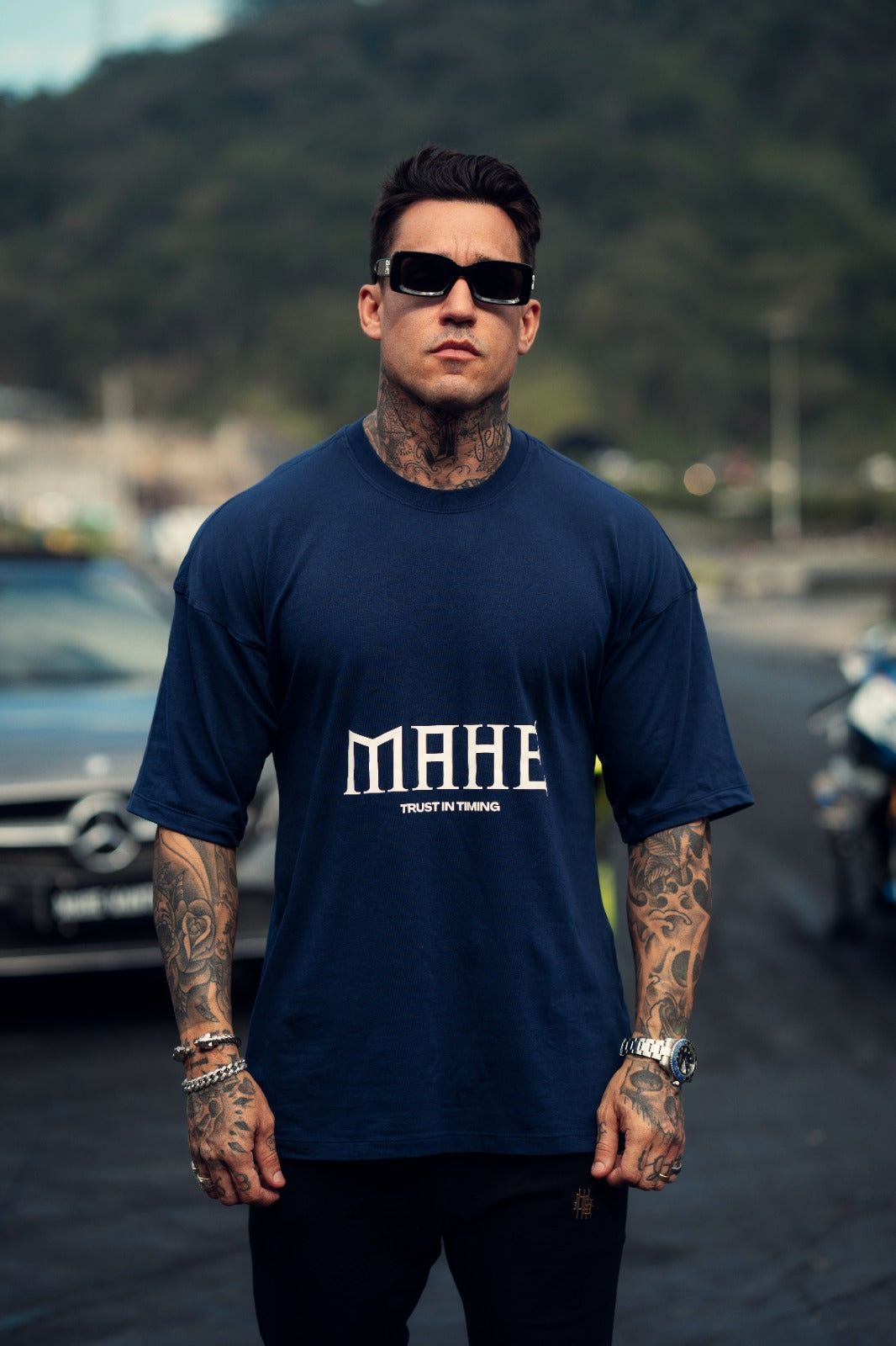 camiseta mahe over trust in timing blue