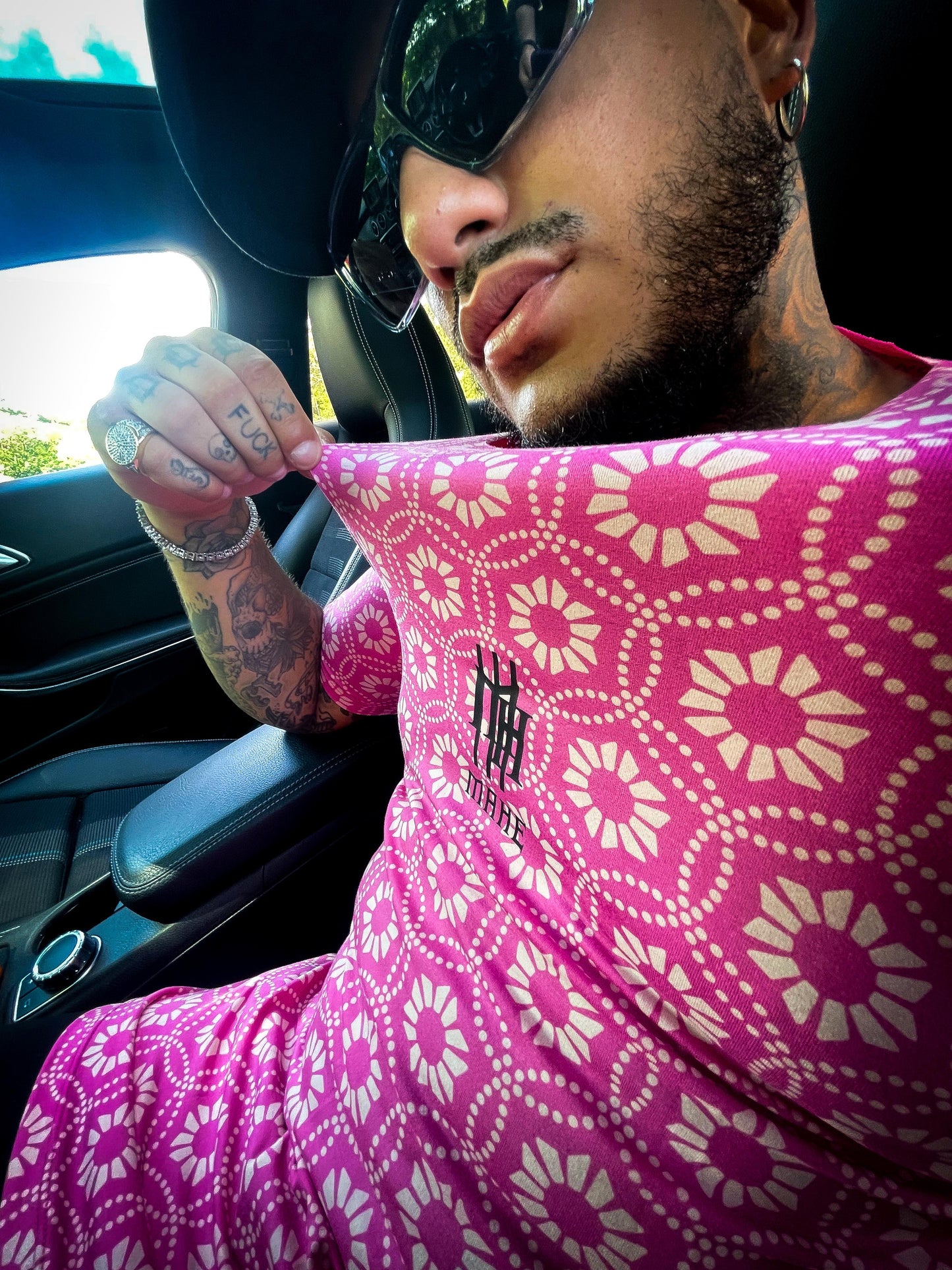 camiseta mahe pink flowers