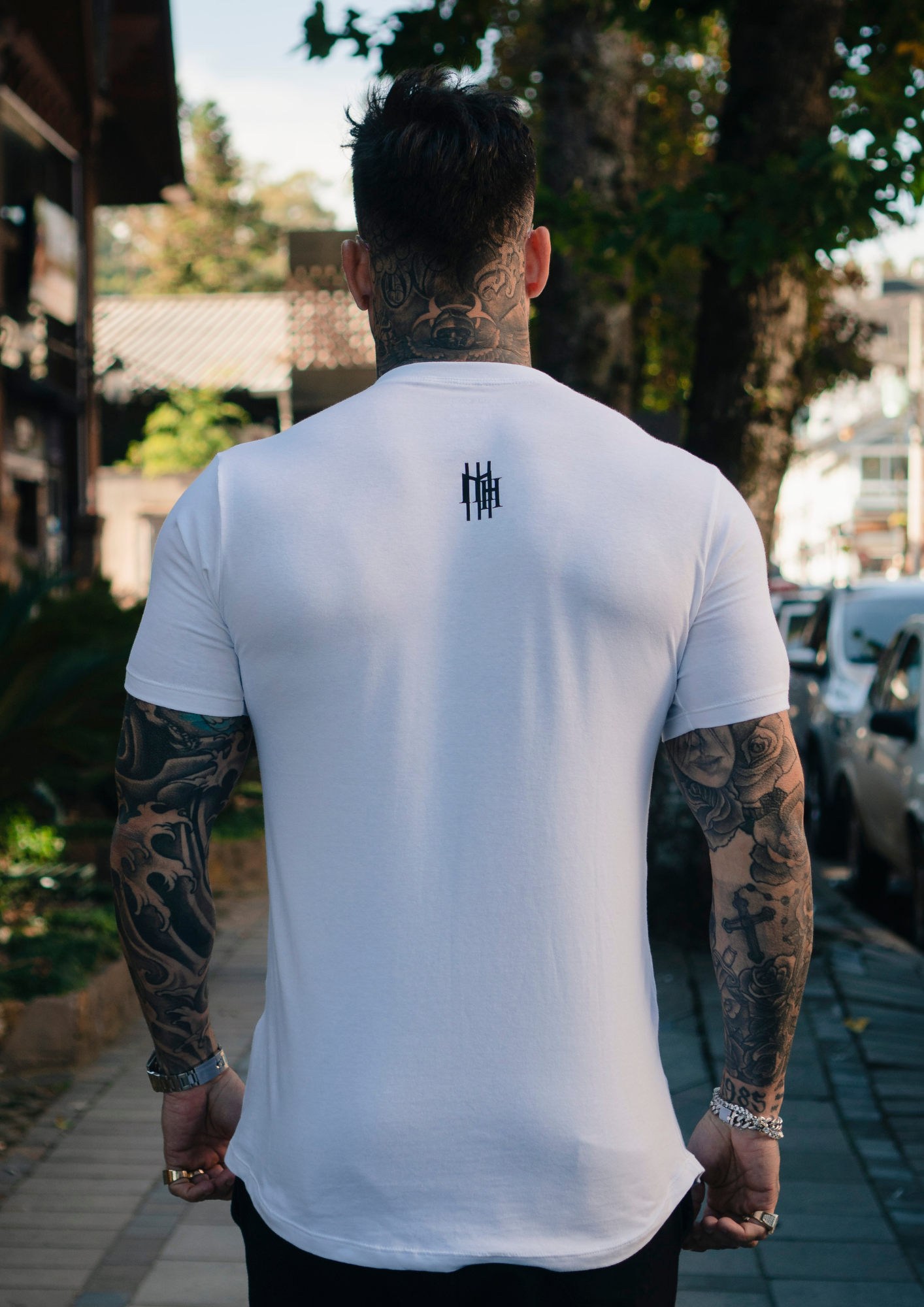 camiseta mahe indispensable white