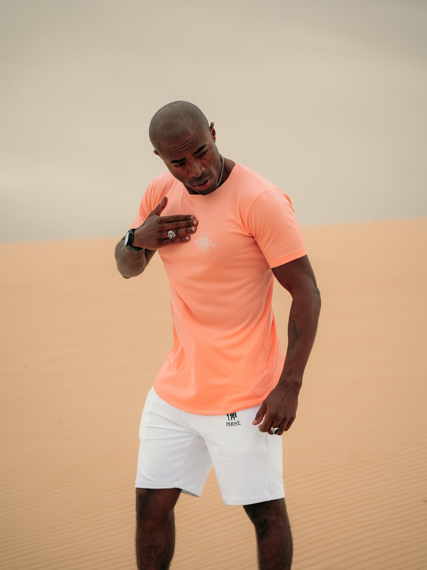 camiseta canelada mahe orange script