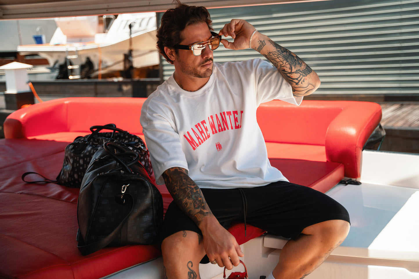 camiseta mahe over coral bay