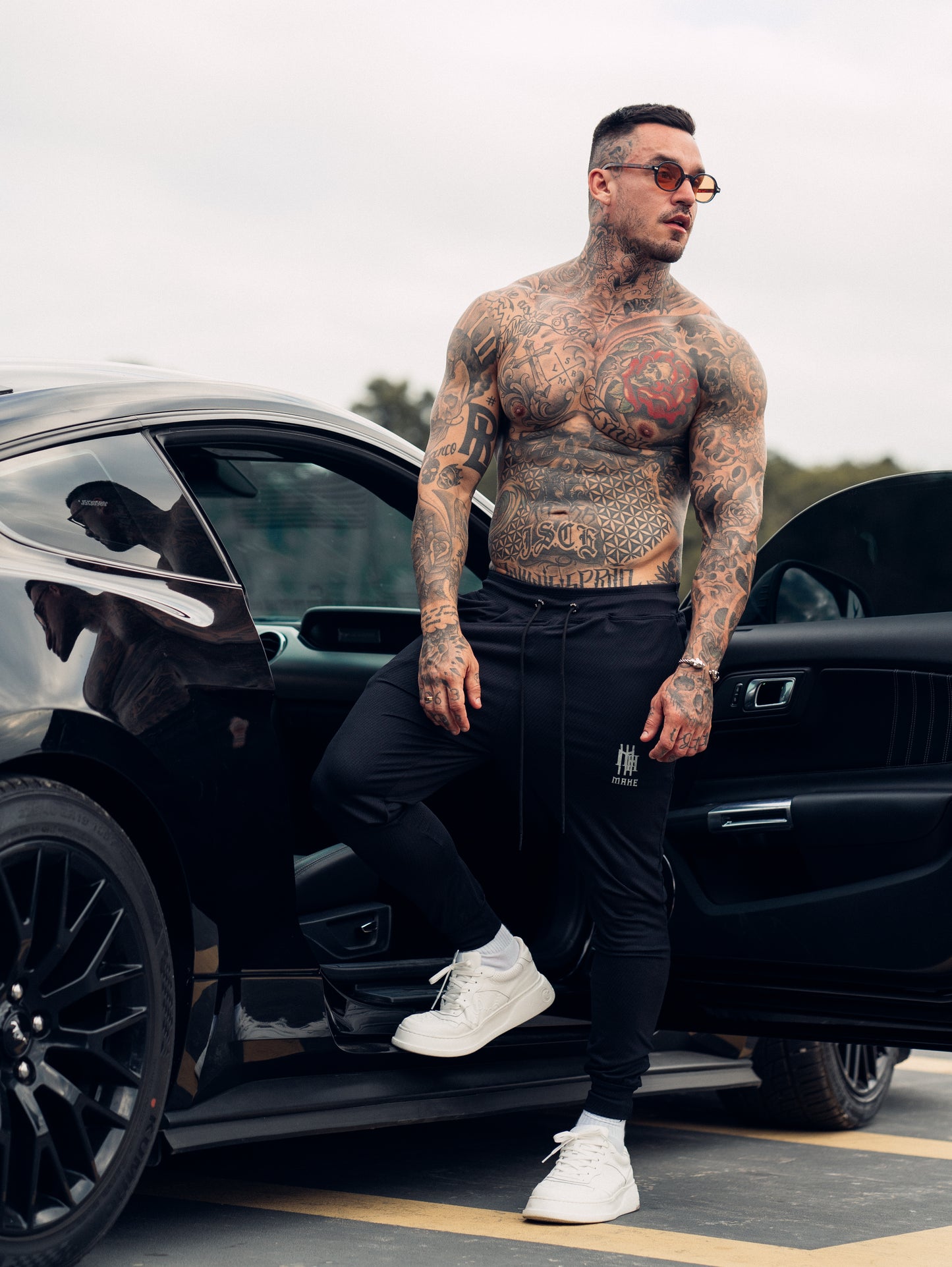 calça mahe dirty money