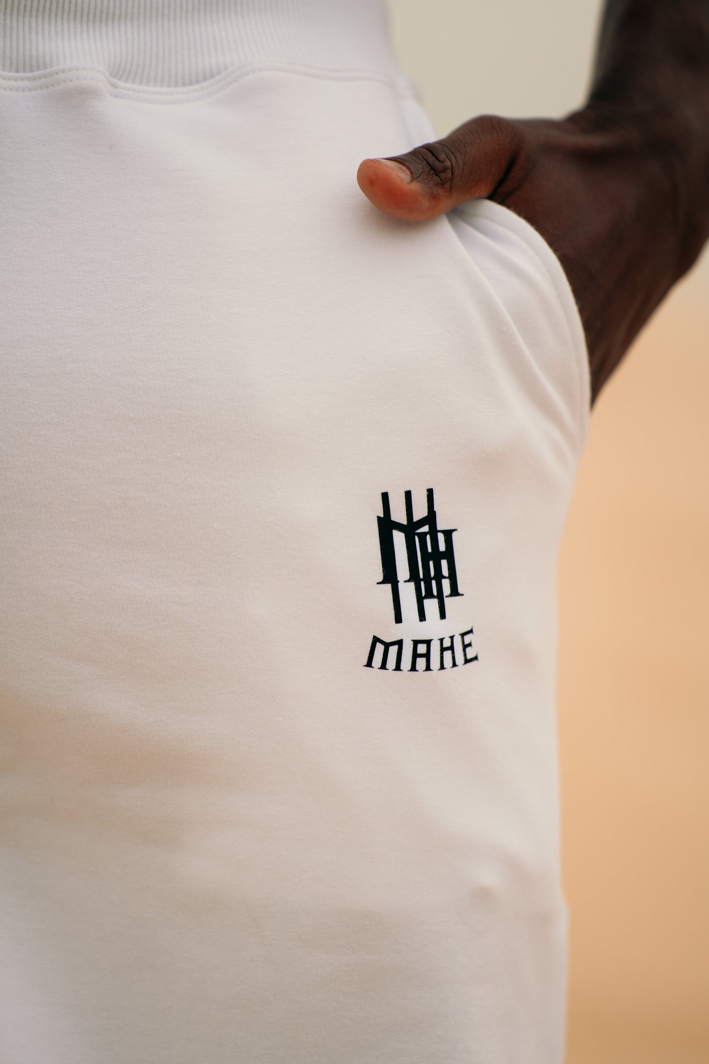 bermuda mahe white clue
