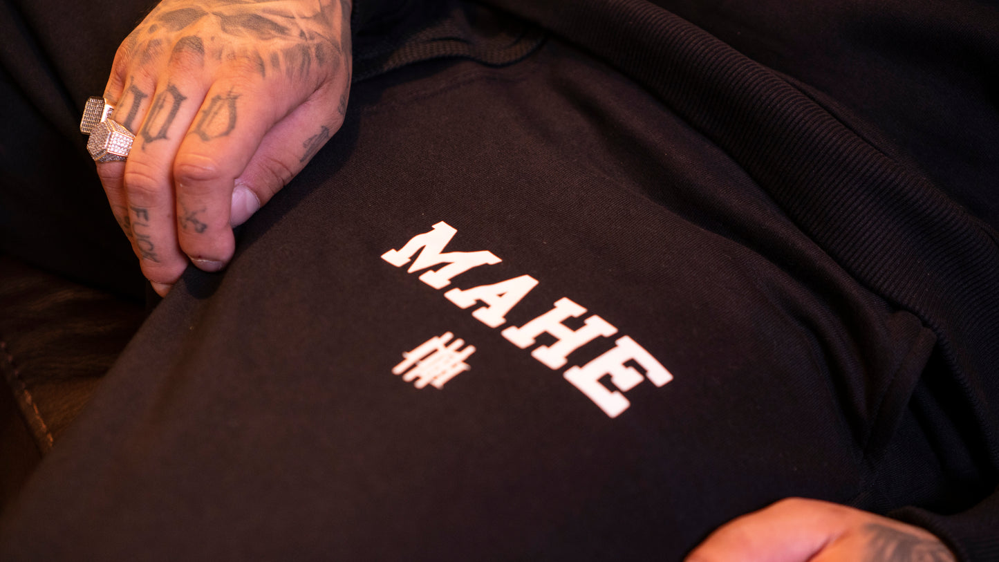 calça mahe over black dogma