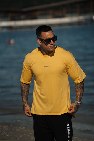 Camiseta Mahe Oversize Spray Paint Sunlight Yellow