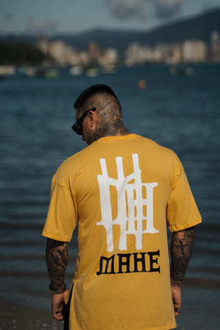 Camiseta Mahe Oversize Spray Paint Sunlight Yellow