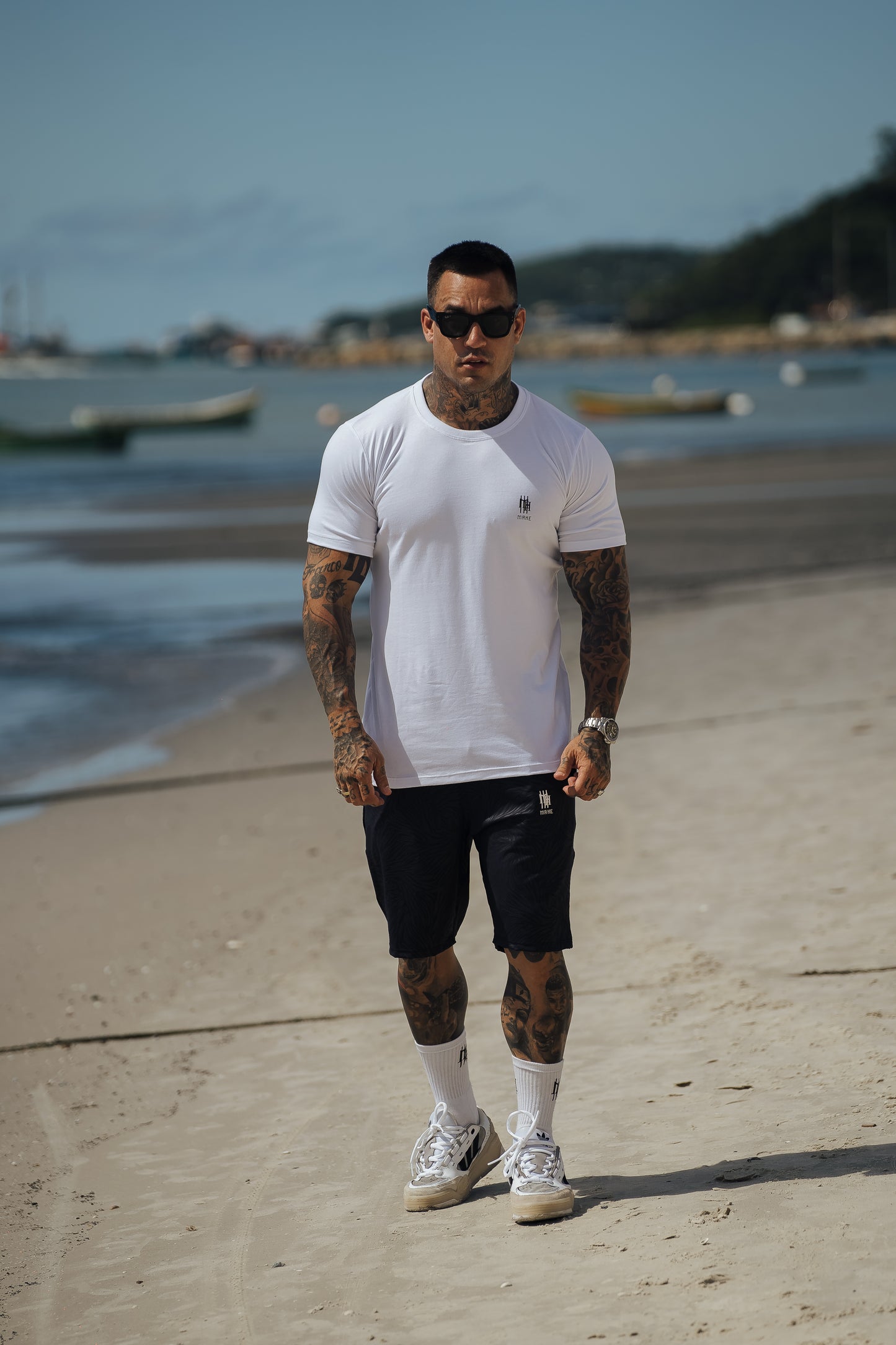 camiseta mahe white line