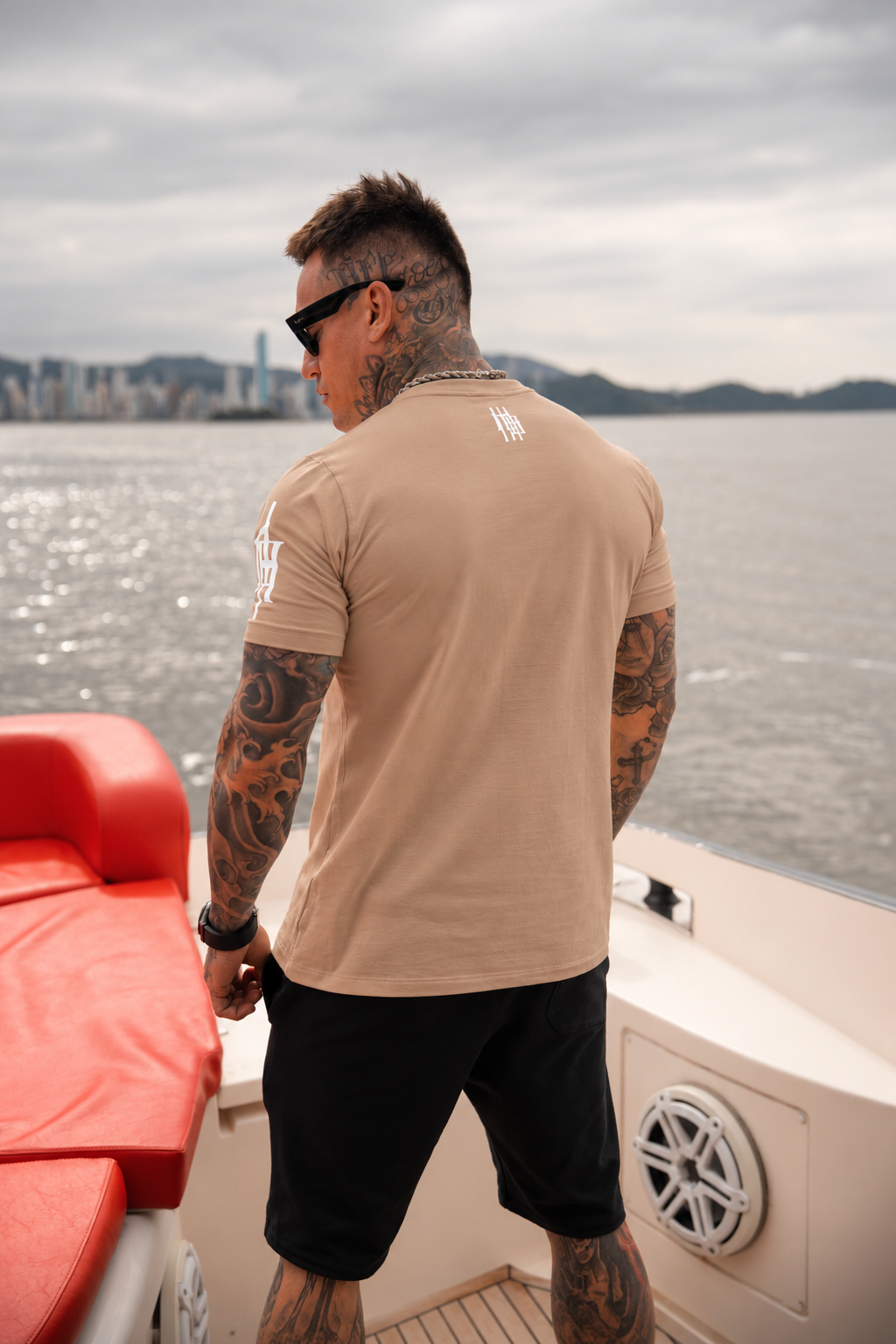 camiseta mahe darken day 2