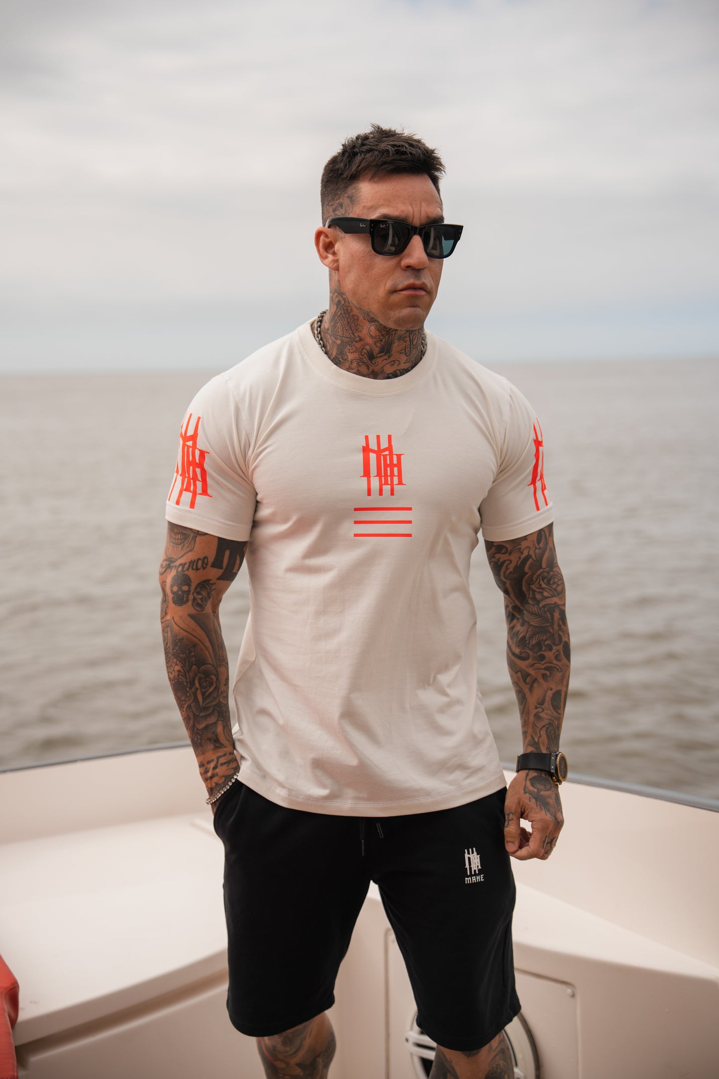 camiseta mahe darken day