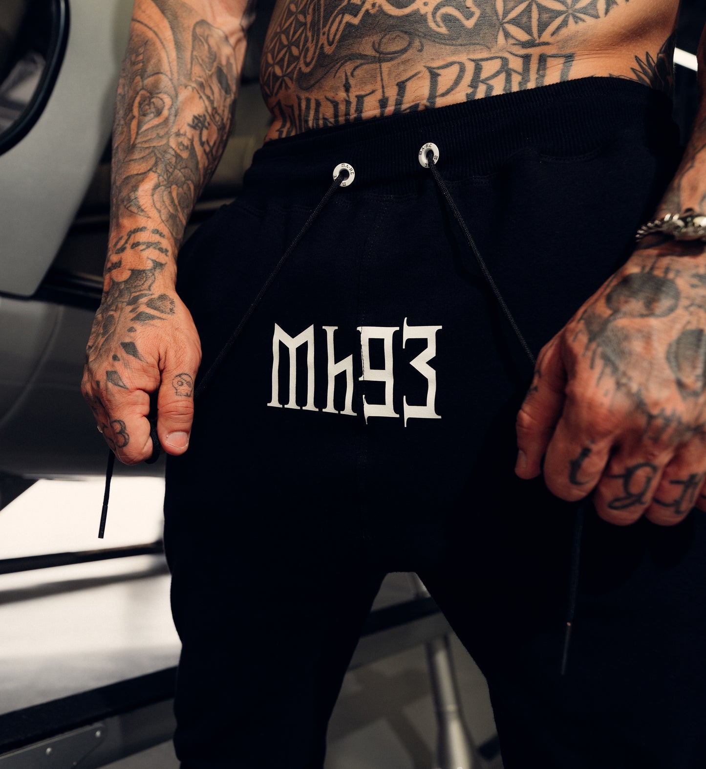 calça mahe black trip