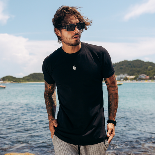 Camiseta Mahe Black Island