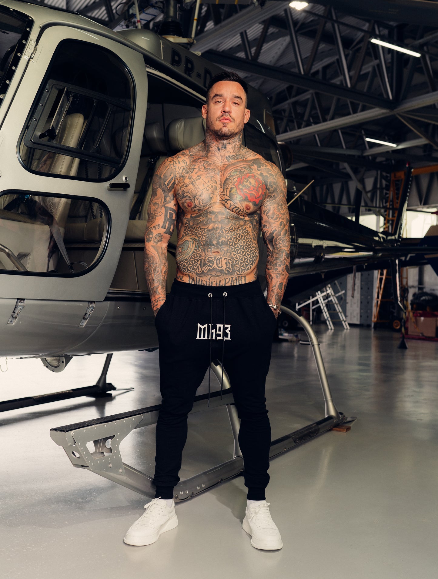 calça mahe black trip