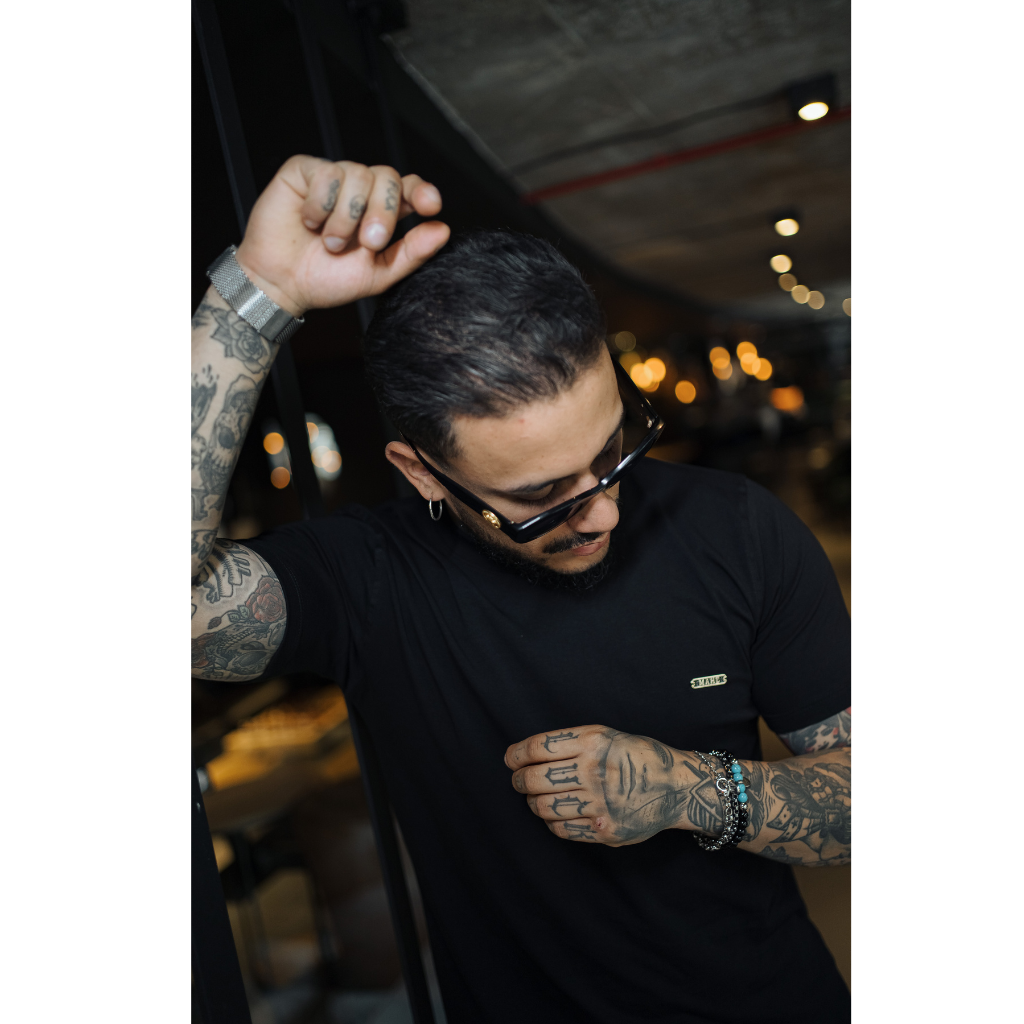 camiseta mahe black flame