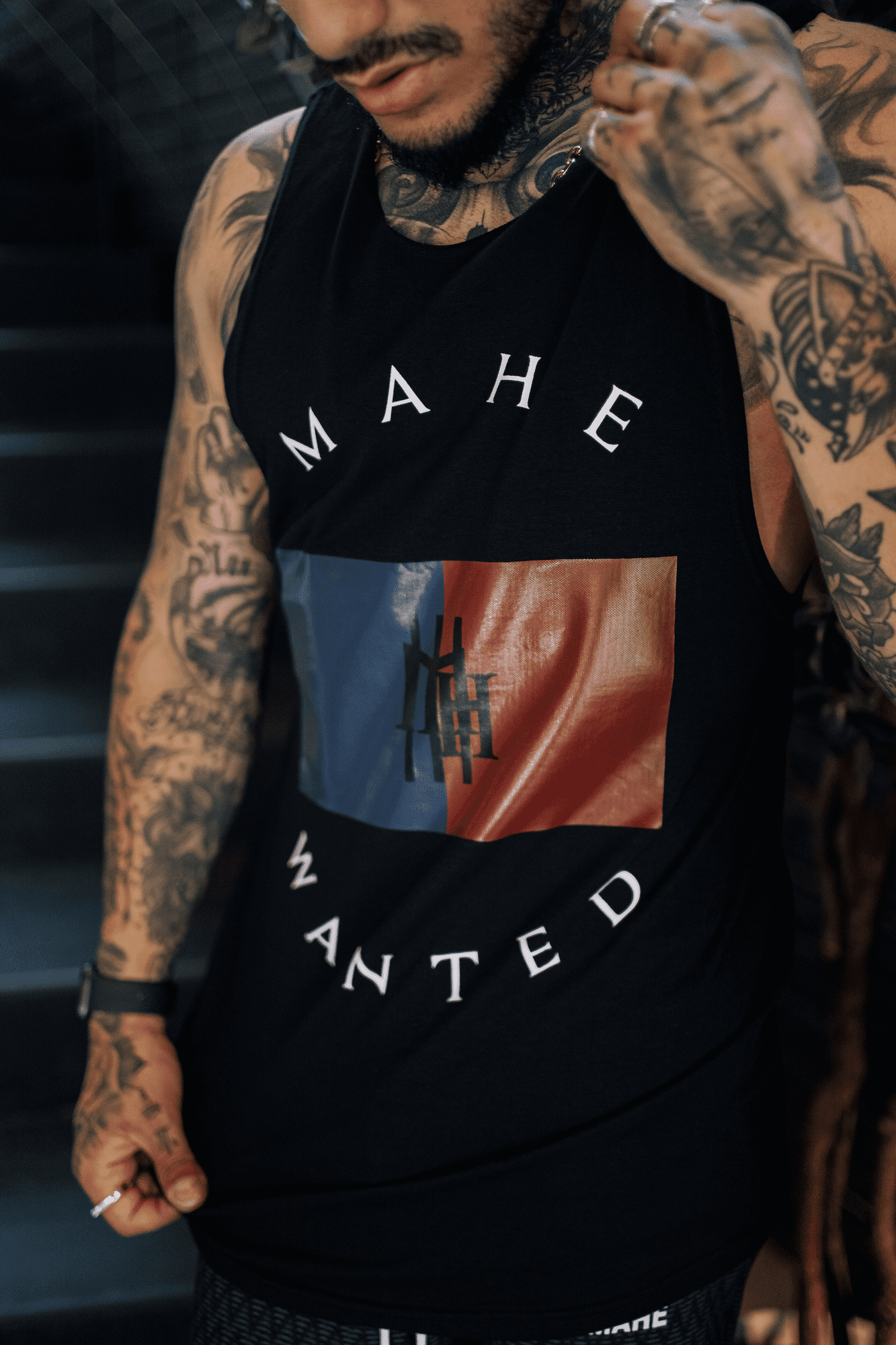 regata mahe flag black
